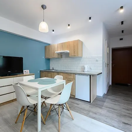 Mandoria 아파트 우치